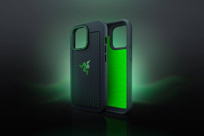 Razer Uma cor Arctech Pro para iPhone 13 Pro móvel B864188